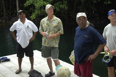 [Assignment: 48-DPA-SOI_K_Palau_6-7-9-07] Pacific Islands Tour: Visit of Secretary Dirk Kempthorne [and aides] to Palau Islands, Republic of Palau [48-DPA-SOI_K_Palau_6-7-9-07__DI12555.JPG]