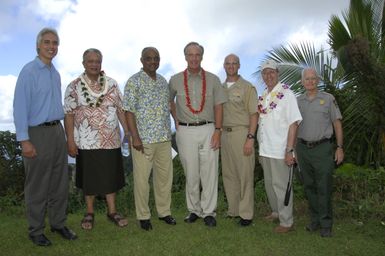 [Assignment: 48-DPA-SOI_K_Amer_Sam] Pacific Islands Tour: Visit of Secretary Dirk Kemmpthorne [and aides] to American Samoa, U.S. Territory [48-DPA-SOI_K_Amer_Sam__DI15261.JPG]