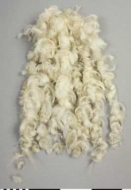 armband, bracelet [?]