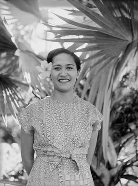 [Half length portrait of a Pacific Island woman]