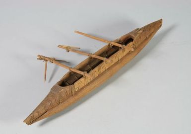 Model vaka (canoe)