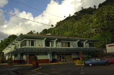 [Assignment: 48-DPA-SOI_K_Amer_Sam] Pacific Islands Tour: Visit of Secretary Dirk Kemmpthorne [and aides] to American Samoa, U.S. Territory [48-DPA-SOI_K_Amer_Sam__DI15418.JPG]