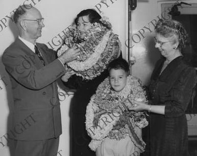 Chapman Family Welcomed to Hawaii