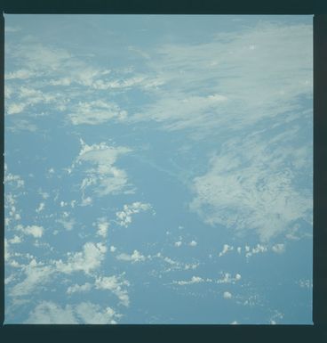 S09-39-2429 - STS-009 - Earth observations taken by the STS-9 crew