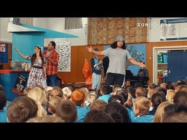 Pacific pair taking opera to schools