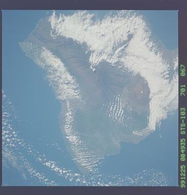 STS103-701-067 - STS-103 - Earth observations taken during the STS-103 mission