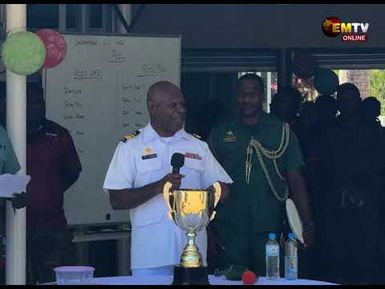 COMMANDER'S CUP