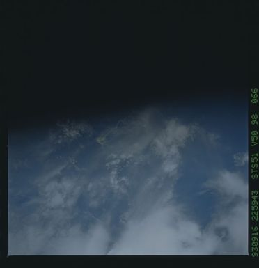 STS051-98-066 - STS-051 - Earth observations