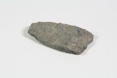 To'i Ma'a (stone adze)