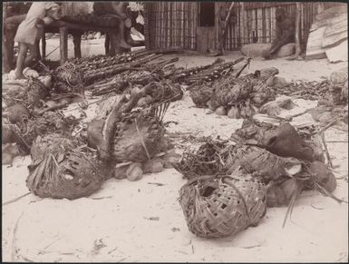 Parcels of food for the church congress feast at Honggo, Florida, Solomon Islands, 1906, 2 / J.W. Beattie