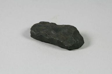 To'i Ma'a (Stone Adze)