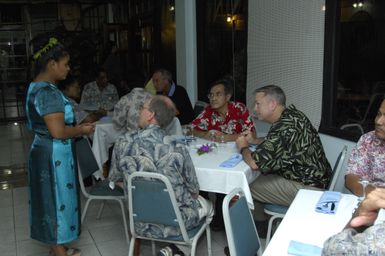 [Assignment: 48-DPA-SOI_K_Pohnpei_6-10-11-07] Pacific Islands Tour: Visit of Secretary Dirk Kempthorne [and aides] to Pohnpei Island, of the Federated States of Micronesia [48-DPA-SOI_K_Pohnpei_6-10-11-07__DI14119.JPG]