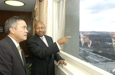 Secretary Alphonso Jackson with Guam Governor Felix Camacho - Secretary Alphonso Jackson meeting with Guam Governor Felix Camacho at HUD Headquarters