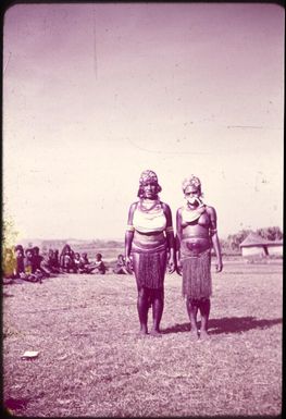 Indigenous visitor : Minj Station, Wahgi Valley, Papua New Guinea, 1954 / Terence and Margaret Spencer