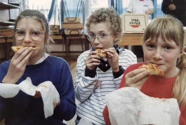 Brown Owl School 1992; Pizza Hut 'Book It' programme party.