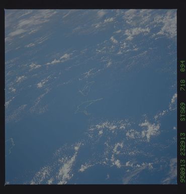 STS069-718-094 - STS-069 - Earth observations taken during STS-69 mission