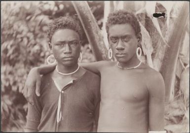 Two Bugotu boys at Mara-na-tabu, Solomon Islands, 1906, 2 / J.W. Beattie