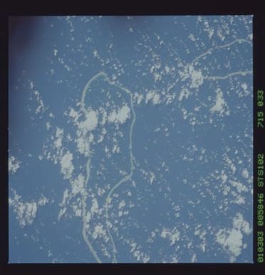 STS102-715-033 - STS-102 - Earth observations taken during STS-102