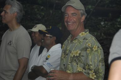 [Assignment: 48-DPA-SOI_K_Palau_6-7-9-07] Pacific Islands Tour: Visit of Secretary Dirk Kempthorne [and aides] to Palau Islands, Republic of Palau [48-DPA-SOI_K_Palau_6-7-9-07__DI12544.JPG]