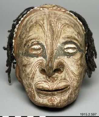 kranium, cranium, skull remodelled in clay