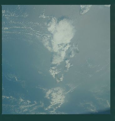 S06-45-126 - STS-006 - Earth observations taken during STS-6 mission