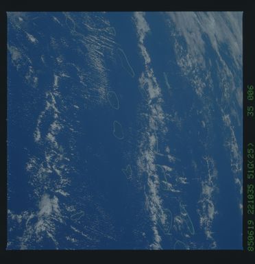 51G-35-006 - STS-51G - STS-51G earth observations