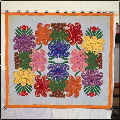 Tivaevae, riri taika (tiger lily) pattern, attributed to Mareta Matamua