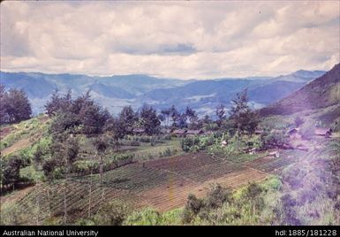New Guinea - lookout from Rongo, Yagaria, Central District, EML