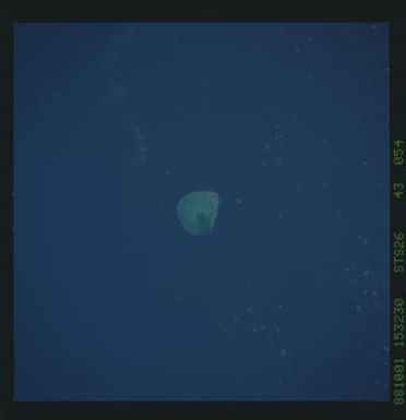 S26-43-054 - STS-026 - STS-26 earth observations
