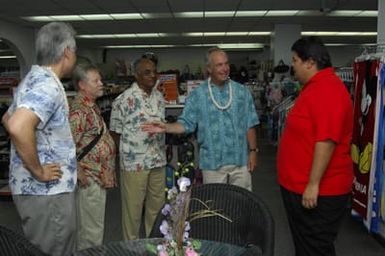 [Assignment: 48-DPA-SOI_K_Palau_6-7-9-07] Pacific Islands Tour: Visit of Secretary Dirk Kempthorne [and aides] to Palau Islands, Republic of Palau [48-DPA-SOI_K_Palau_6-7-9-07__DI13050.JPG]