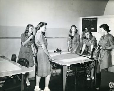Ward Girls at Work in the Interceptor Room