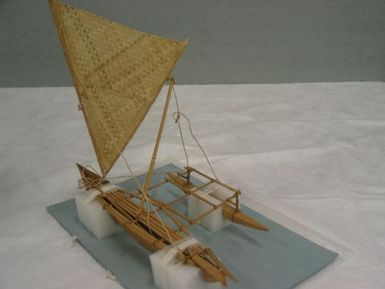 model canoe