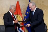 Signing ceremony of the National Indicative Programme for Kiribati for the 2014-2020 period