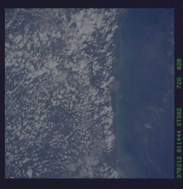 STS082-728-020 - STS-082 - Earth observations taken from shuttle orbiter Discovery during STS-82 mission