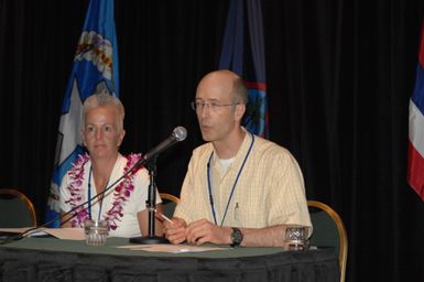 [Assignment: 48-DPA-09-30-08_SOI_K_Isl_Conf_Final] Final day of Insular Areas Health Summit [("The Future of Health Care in the Insular Areas: A Leaders Summit") at the Marriott Hotel in] Honolulu, Hawaii, where Interior Secretary Dirk Kempthorne [joined senior federal health officials and leaders of the U.S. territories and freely associated states to discuss strategies and initiatives for advancing health care in those communinties [48-DPA-09-30-08_SOI_K_Isl_Conf_Final_DOI_0811.JPG]