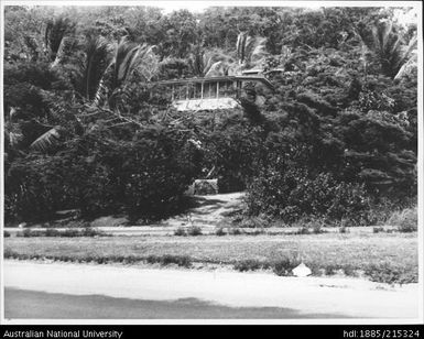 New Guinea houses, New Guinea Research Unit: Allotment 4, Matirogo