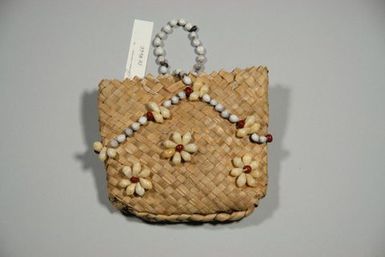 Kete Pāpā (Bag)