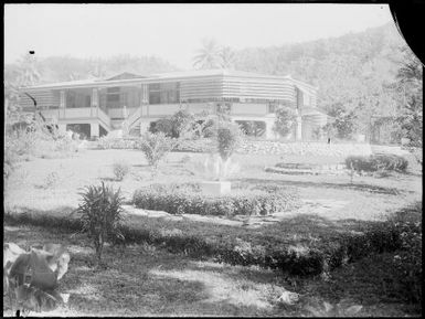 View across garden towards Chinnery's house, Malaguna Road, Rabaul, New Guinea, ca. 1936 / Sarah Chinnery