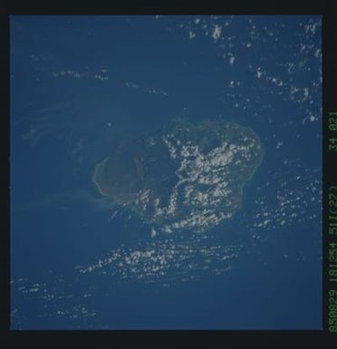 51I-34-021 - STS-51I - STS-51I earth observations