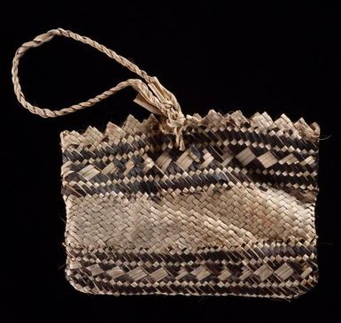 Kete Pāpā (Satchel)