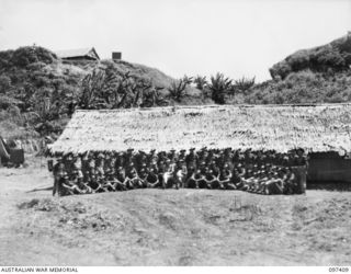 WEWAK POINT, NEW GUINEA. 1945-10-02. A FORMAL GROUP OF B COMPANY, 2/3 MACHINE-GUN BATTALION