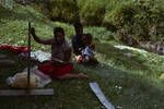 Younger generation and Highland village women, May 1963