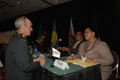 [Assignment: 48-DPA-09-29-08_SOI_K_Isl_Conf_AM] Insular Areas Health Summit [("The Future of Health Care in the Insular Areas: A Leaders Summit") at the Marriott Hotel in] Honolulu, Hawaii, where Interior Secretary Dirk Kempthorne [joined senior federal health officials and leaders of the U.S. territories and freely associated states to discuss strategies and initiatives for advancing health care in those communinties [48-DPA-09-29-08_SOI_K_Isl_Conf_AM_DOI_0421.JPG]