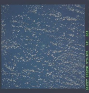 STS103-741-064 - STS-103 - Earth observations taken during the STS-103 mission