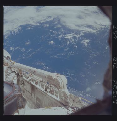 STS092-718-067 - STS-092 - STS-92 Earth observations and payload bay