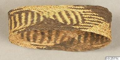 ["Överarmring, armring, bracelet"]