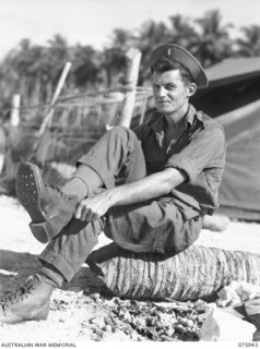 MILILAT, NEW GUINEA. 1944-09-15. 1ST LIEUTENANT JOSEPH ADAMOW, UNITED STATES ARMY AIR CORPS WHO BAILED OUT OF HIS AIRCRAFT IN THE WEWAK AREA AND FINALLY MADE HIS WAY BACK TO MADANG AFTER 18 DAYS IN ..