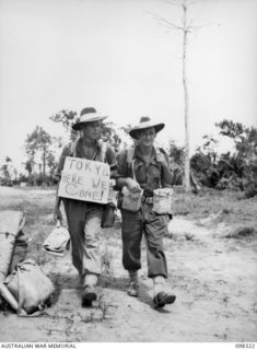 BORAM, NEW GUINEA. 1945-10-26. A NEW UNIT, 67 INFANTRY BATTALION, WAS FORMED FROM VOLUNTEERS IN THE WEWAK AREA TO BECOME PART OF THE BRITISH COMMONWEALTH OCCUPATION FORCE (BCOF). SHOWN, TWO OF THE ..