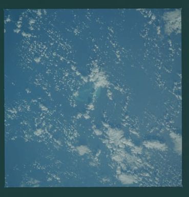 41C-37-1806 - STS-41C - Earth observations taken from shuttle Challenger during STS-41C