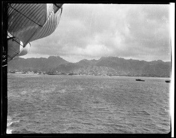 Honolulu Harbor